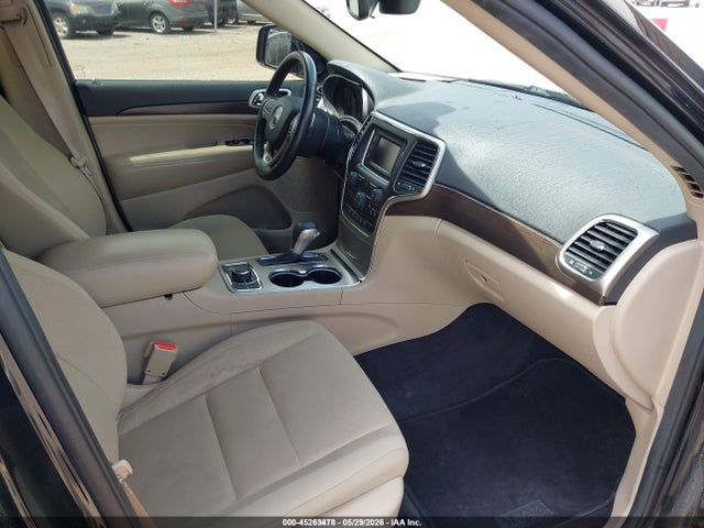 Продажа на аукционе авто 2017 Jeep Grand Cherokee Laredo 4x4, vin: 1C4RJFAG4HC687237, номер лота: 45263478