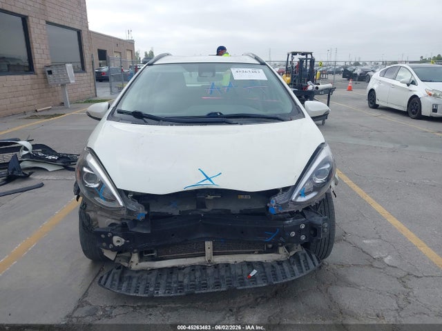 Продажа на аукционе авто 2018 Toyota Prius C One, vin: JTDKDTB35J1600448, номер лота: 45263483