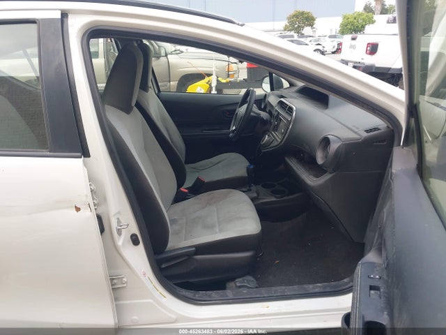 Aukcja sprzedaży 2018 Toyota Prius C One, vin: JTDKDTB35J1600448, numer aukcji: 45263483