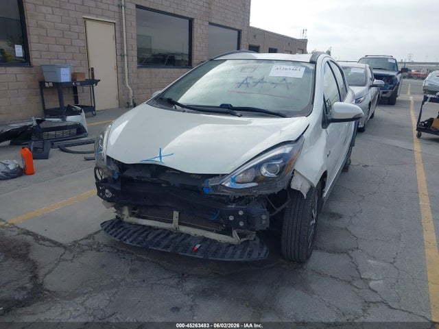 Продажа на аукционе авто 2018 Toyota Prius C One, vin: JTDKDTB35J1600448, номер лота: 45263483
