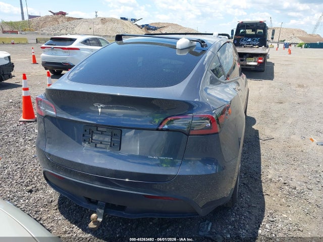 45263492 :رقم المزاد ، 7SAYGDEE4PA106134 vin ، 2023 Tesla Model Y مزاد بيع