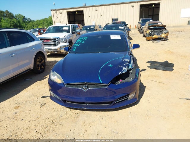 2015 Tesla Model S 70d/85d/p85d მანქანა იყიდება აუქციონზე, vin: 5YJSA1E21FF103704, აუქციონის ნომერი: 45263495