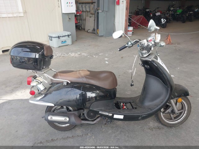 45263496 :رقم المزاد ، RFGBS1HE1DXAW0522 vin ، 2013 Sym Fiddle Ii 125 مزاد بيع