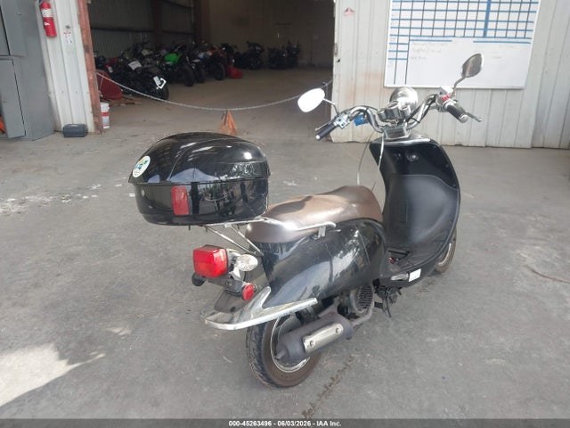 45263496 :رقم المزاد ، RFGBS1HE1DXAW0522 vin ، 2013 Sym Fiddle Ii 125 مزاد بيع