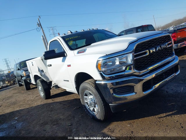 45263520 :رقم المزاد ، 3C7WR5AJ5NG223578 vin ، 2022 Ram 2500 Tradesman Regular Cab 4x4 8' Box مزاد بيع
