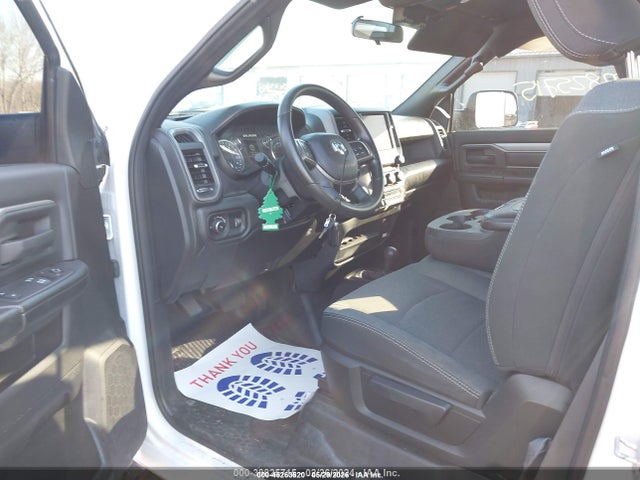 45263520 :رقم المزاد ، 3C7WR5AJ5NG223578 vin ، 2022 Ram 2500 Tradesman Regular Cab 4x4 8' Box مزاد بيع