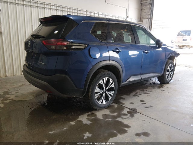 45263536 :رقم المزاد ، 5N1AT3BB8MC733960 vin ، 2021 Nissan Rogue Sv Intelligent Awd مزاد بيع