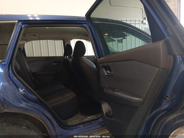 45263536 :رقم المزاد ، 5N1AT3BB8MC733960 vin ، 2021 Nissan Rogue Sv Intelligent Awd مزاد بيع