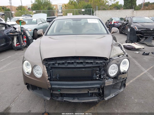 Bentley FLYING SPUR 2014 SCBEC9ZA2EC090791 Image 13