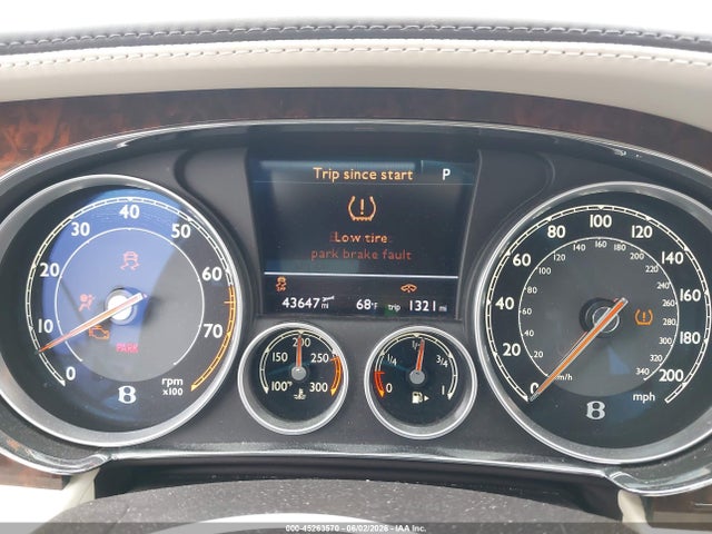 Bentley FLYING SPUR 2014 SCBEC9ZA2EC090791 Image 16