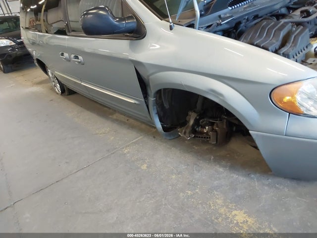 Продаж на аукціоні авто 2003 Chrysler Town & Country Limited, vin: 2C8GT64L13R162483, номер лоту: 45263623