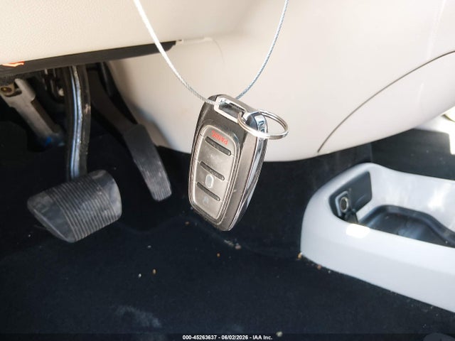 45263637 :رقم المزاد ، 2C4RC1CG0HR509679 vin ، 2017 Chrysler Pacifica Lx مزاد بيع