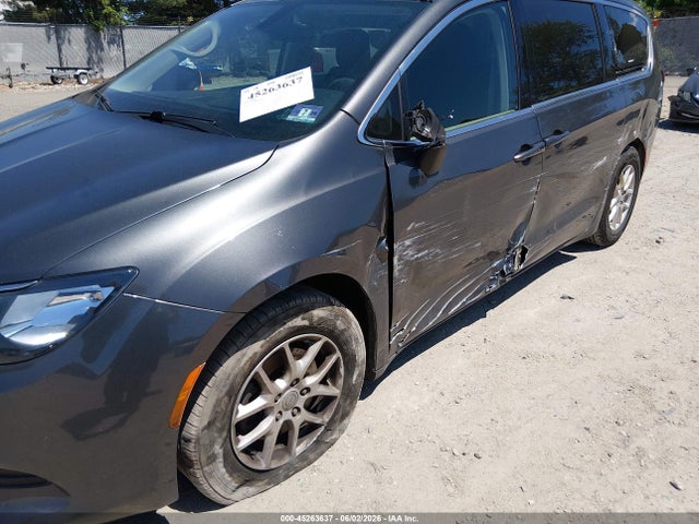 45263637 :رقم المزاد ، 2C4RC1CG0HR509679 vin ، 2017 Chrysler Pacifica Lx مزاد بيع