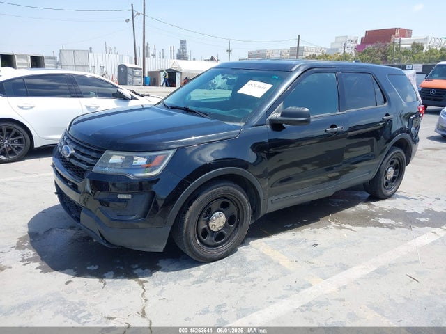 45263641 :رقم المزاد ، 1FM5K8AR2GGB36199 vin ، 2016 Ford Utility Police Interceptor مزاد بيع