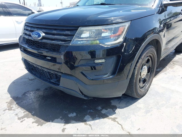 45263641 :رقم المزاد ، 1FM5K8AR2GGB36199 vin ، 2016 Ford Utility Police Interceptor مزاد بيع