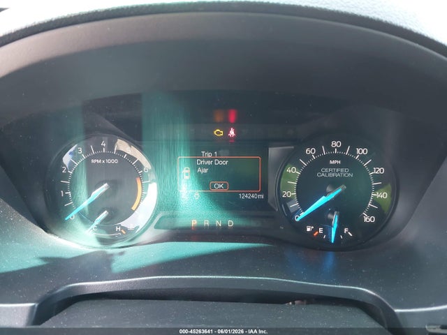 45263641 :رقم المزاد ، 1FM5K8AR2GGB36199 vin ، 2016 Ford Utility Police Interceptor مزاد بيع