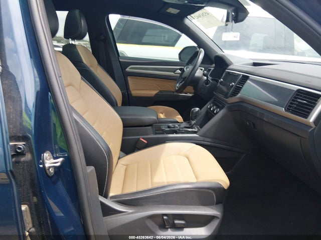 45263642 :رقم المزاد ، 1V2FE2CA2NC225391 vin ، 2022 Volkswagen Atlas Cross Sport 3.6l V6 Sel Premium R-line مزاد بيع