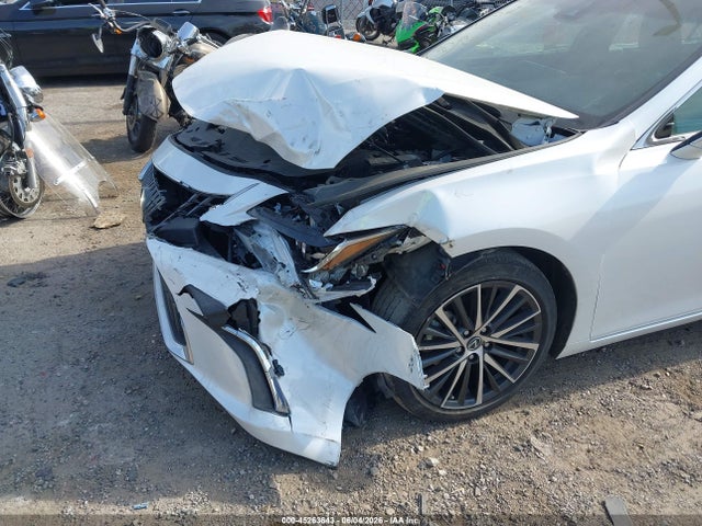 45263643 :رقم المزاد ، 58AD11D16RU013062 vin ، 2024 Lexus Es 250 مزاد بيع