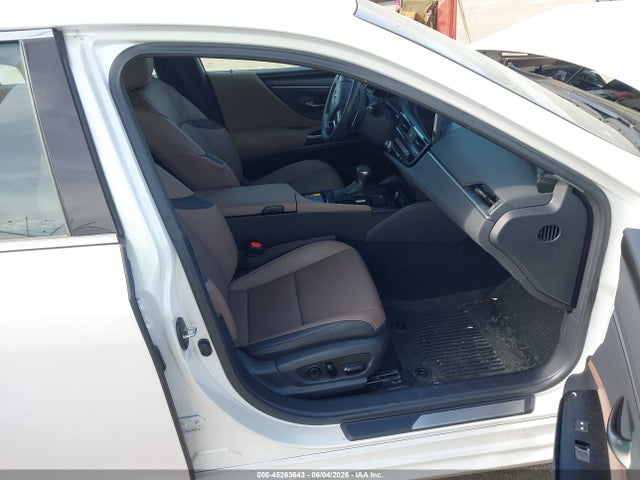 45263643 :رقم المزاد ، 58AD11D16RU013062 vin ، 2024 Lexus Es 250 مزاد بيع