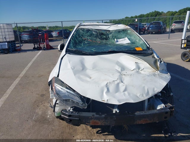 Toyota COROLLA LE 2017 5YFBURHE2HP625647 Image 11