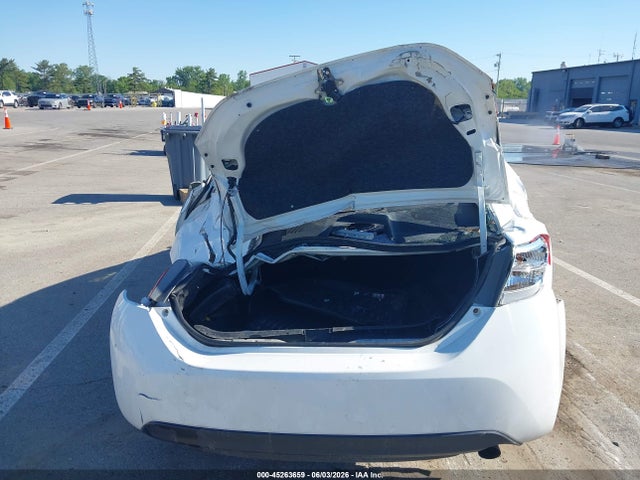 Toyota COROLLA LE 2017 5YFBURHE2HP625647 Image 12