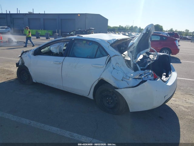 Toyota COROLLA LE 2017 5YFBURHE2HP625647 Image 3