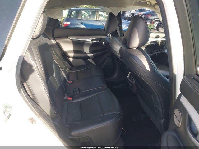 Продаж на аукціоні авто 2021 Infiniti Qx50 Sensory, vin: 3PCAJ5CA9MF111768, номер лоту: 45263708