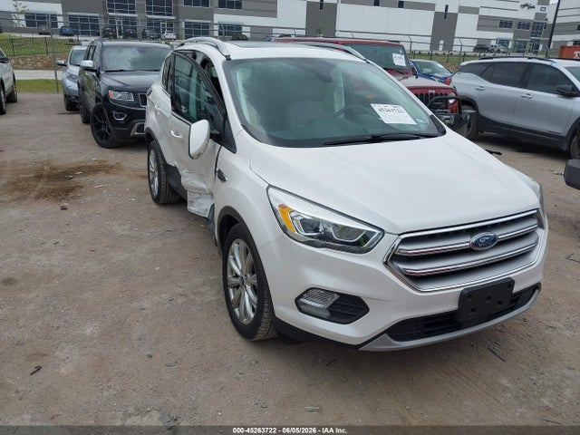 2017 Ford Escape Titanium მანქანა იყიდება აუქციონზე, vin: 1FMCU0J95HUB42942, აუქციონის ნომერი: 45263722
