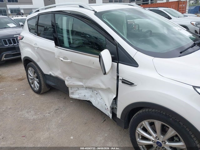 Продажа на аукционе авто 2017 Ford Escape Titanium, vin: 1FMCU0J95HUB42942, номер лота: 45263722