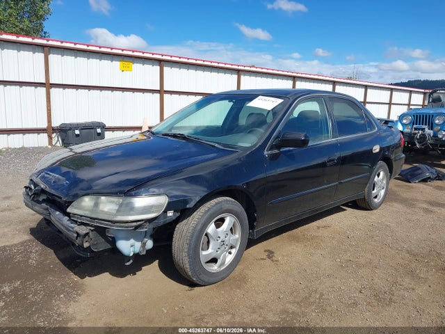 Auction sale of the 1998 Honda Accord Ex, vin: 1HGCG5655WA265588, lot number: 45263747
