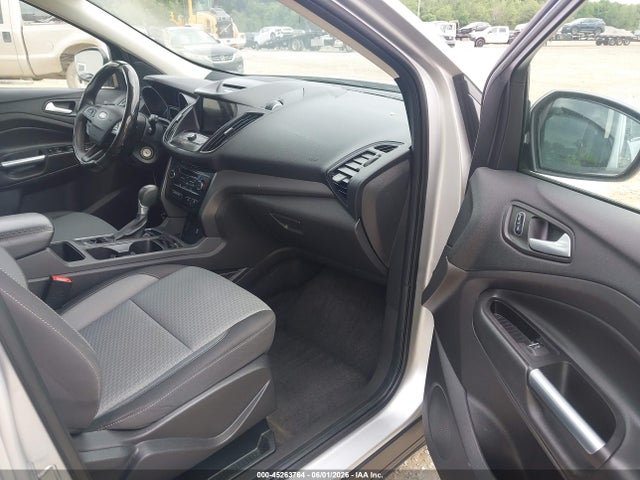 Продажа на аукционе авто 2017 Ford Escape Se, vin: 1FMCU9GD0HUE98666, номер лота: 45263764