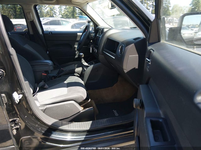 1C4NJPBA0GD678350 Jeep Patriot Sport