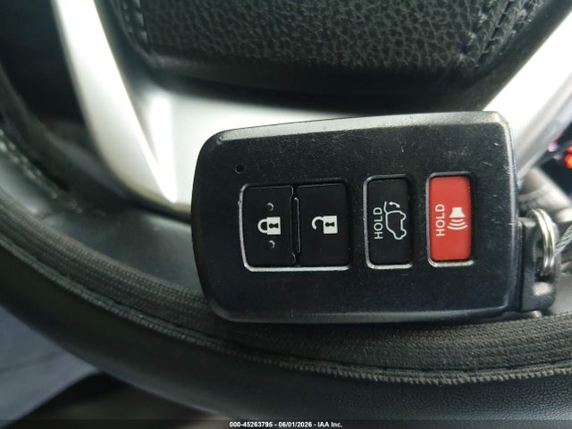2018 Toyota Highlander Xle მანქანა იყიდება აუქციონზე, vin: 5TDJZRFH9JS892033, აუქციონის ნომერი: 45263795