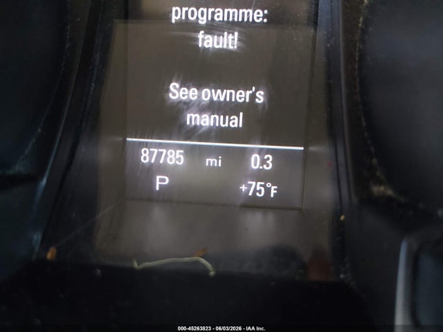 45263823 :رقم المزاد ، WAULFAFH0BN010786 vin ، 2011 Audi A5 2.0t Premium مزاد بيع