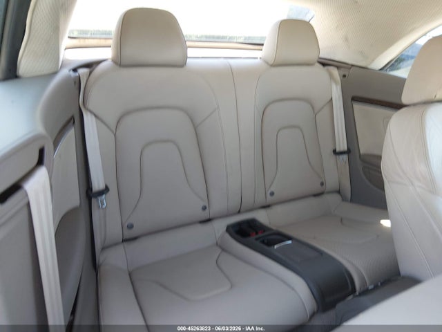 45263823 :رقم المزاد ، WAULFAFH0BN010786 vin ، 2011 Audi A5 2.0t Premium مزاد بيع