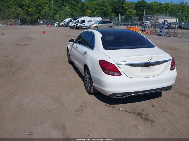 Продажа на аукционе авто 2016 Mercedes-benz C 300, vin: 55SWF4JB6GU105166, номер лота: 45263831