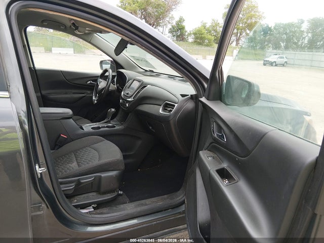 3GNAXUEV0ML335111 Chevrolet Equinox Awd Lt