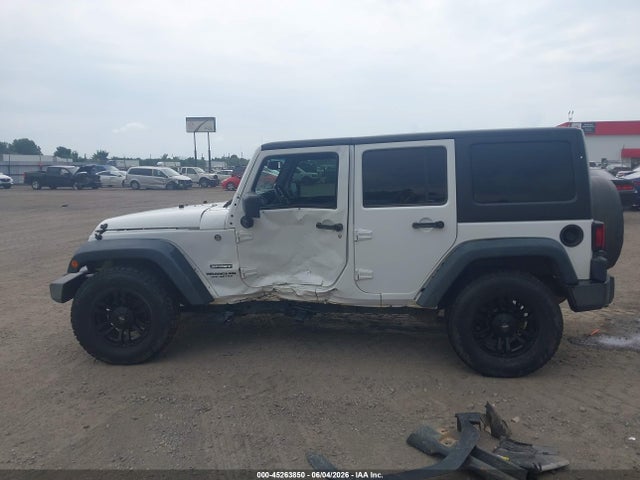 45263850 :رقم المزاد ، 1C4BJWDG4DL505527 vin ، 2013 Jeep Wrangler Unlimited Sport مزاد بيع