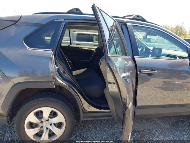 Toyota RAV4 LE 2020 2T3G1RFV3LC137132 Image 8