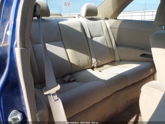 Продажа на аукционе авто 2004 Honda Civic Vp, vin: 1HGEM21344L055054, номер лота: 45263914