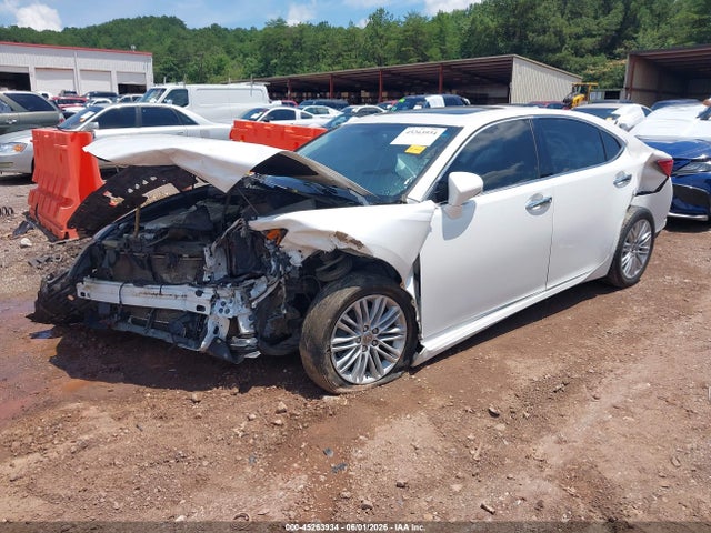 2015 Lexus Es 350 მანქანა იყიდება აუქციონზე, vin: JTHBK1GG8F2165480, აუქციონის ნომერი: 45263934