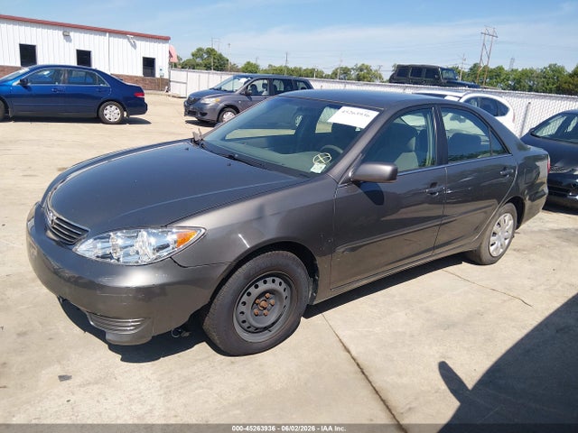 Продажа на аукционе авто 2005 Toyota Camry Le, vin: 4T1BE32K15U546912, номер лота: 45263936