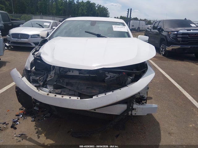 Chevrolet IMPALA 1LT 2018 2G1105S31J9147324 Image 13