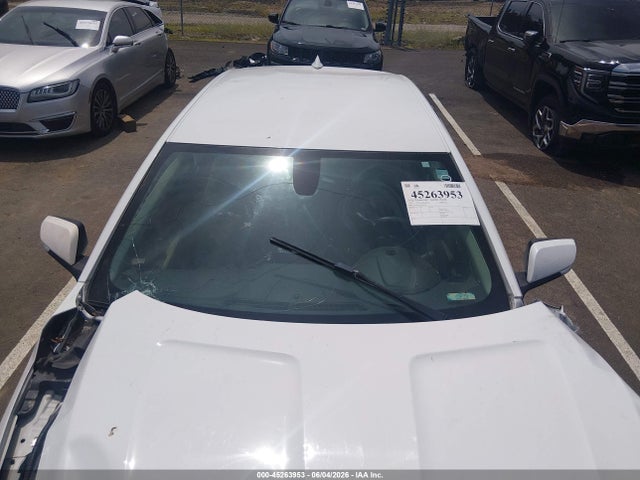 Chevrolet IMPALA 1LT 2018 2G1105S31J9147324 Image 12