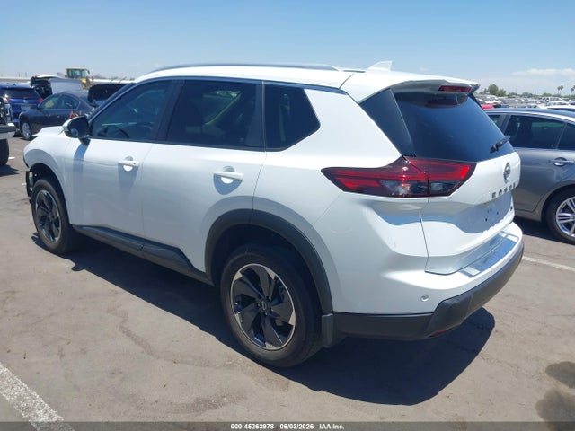 JN8BT3BA0RW359872 Nissan Rogue Sv Fwd
