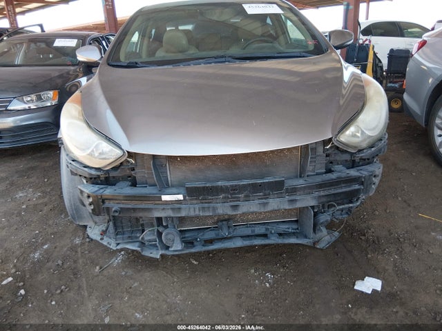 45264042 :رقم المزاد ، 5NPDH4AE6DH238584 vin ، 2013 Hyundai Elantra Limited مزاد بيع