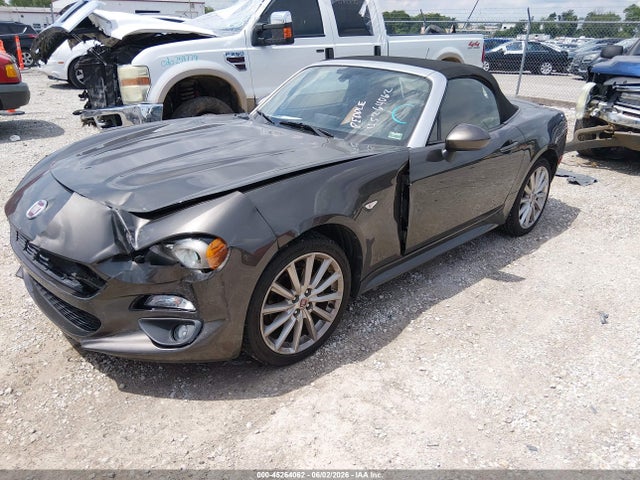 Aukcja sprzedaży 2017 Fiat 124 Spider Lusso, vin: JC1NFAEK1H0128941, numer aukcji: 45264062