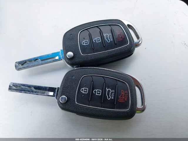 45264096 :رقم المزاد ، KM8SMDHF4HU255022 vin ، 2017 Hyundai Santa Fe Se مزاد بيع