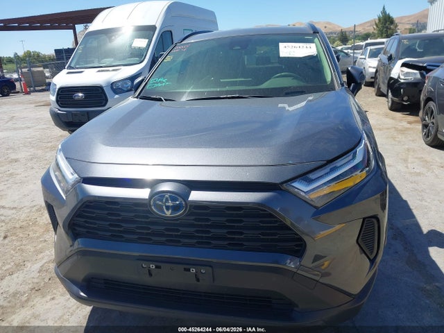 JTMMWRFV8PD194335 Toyota Rav4 Hybrid Le