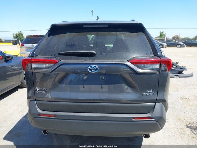 JTMMWRFV8PD194335 Toyota Rav4 Hybrid Le